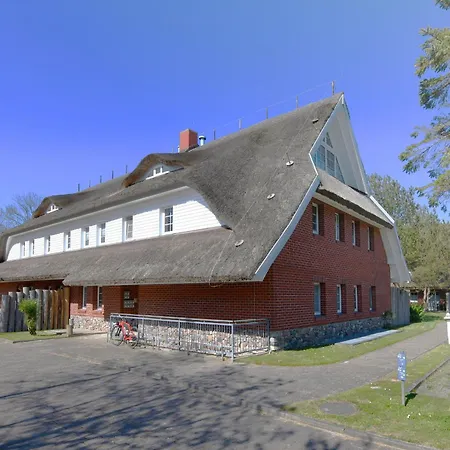 Am Gutspark Drankse Sonnenhut 드란스케