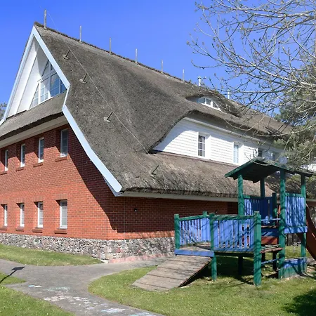 Am Gutspark Drankse Sonnenhut 아파트 *